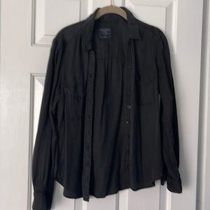 Abercrombie & Fitch buttoned black shirt